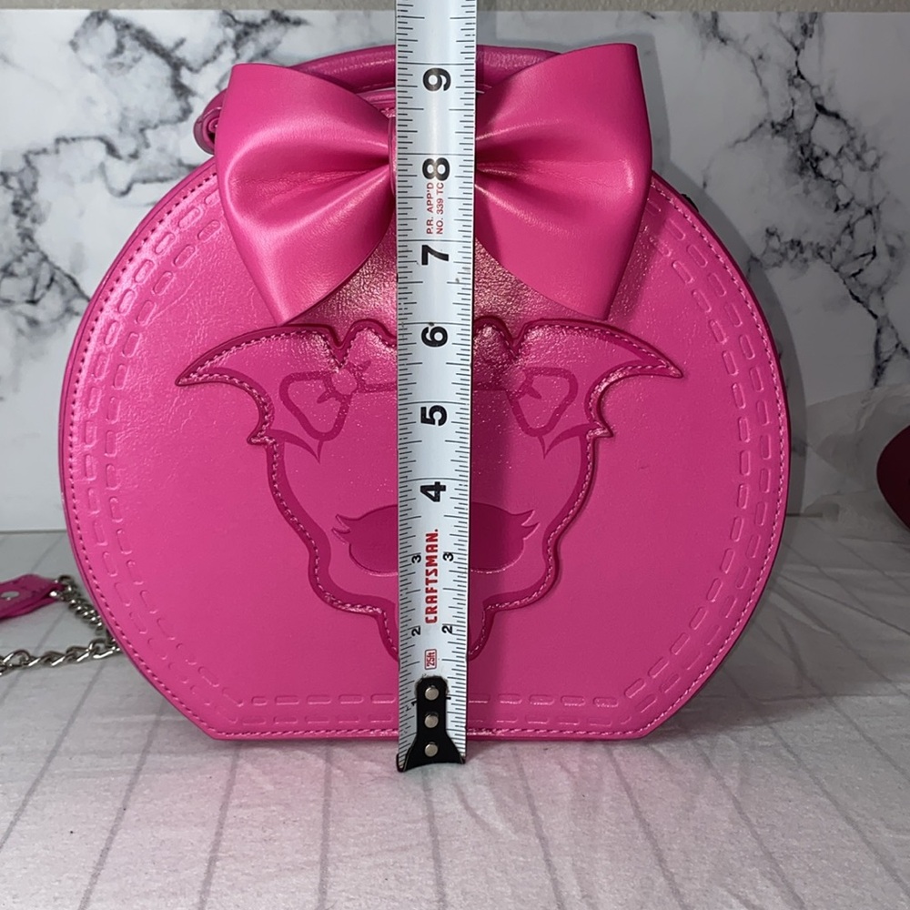 Monster High Draculaura Bow Crossbody Bag Pink Round Crossbody Bag Chain Strap - Picture 13 of 13